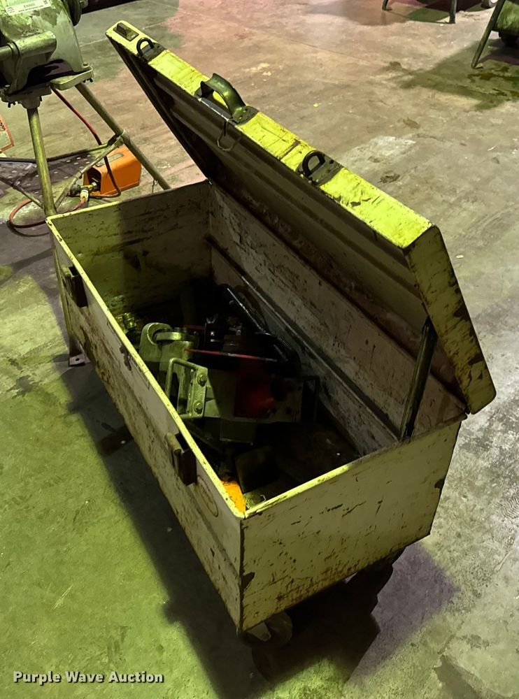 image for item EN0603 (3) assorted tools