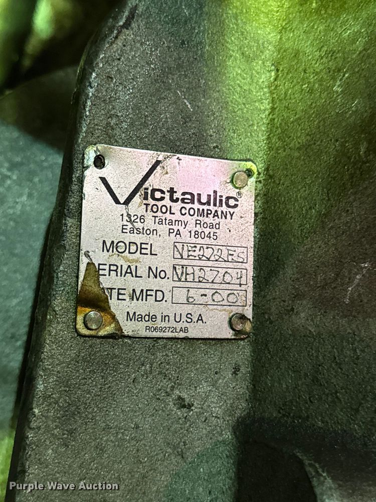 image for item EN0603 (3) assorted tools