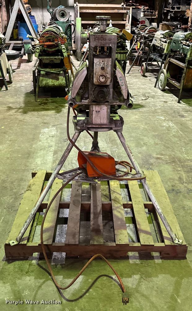 image for item EN0604 (2) roll groovers