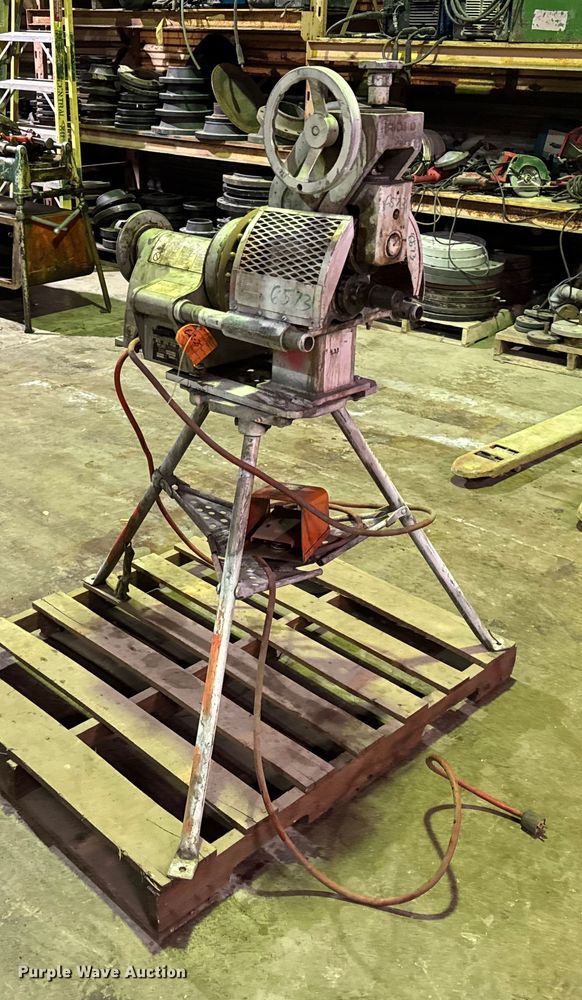 image for item EN0604 (2) roll groovers