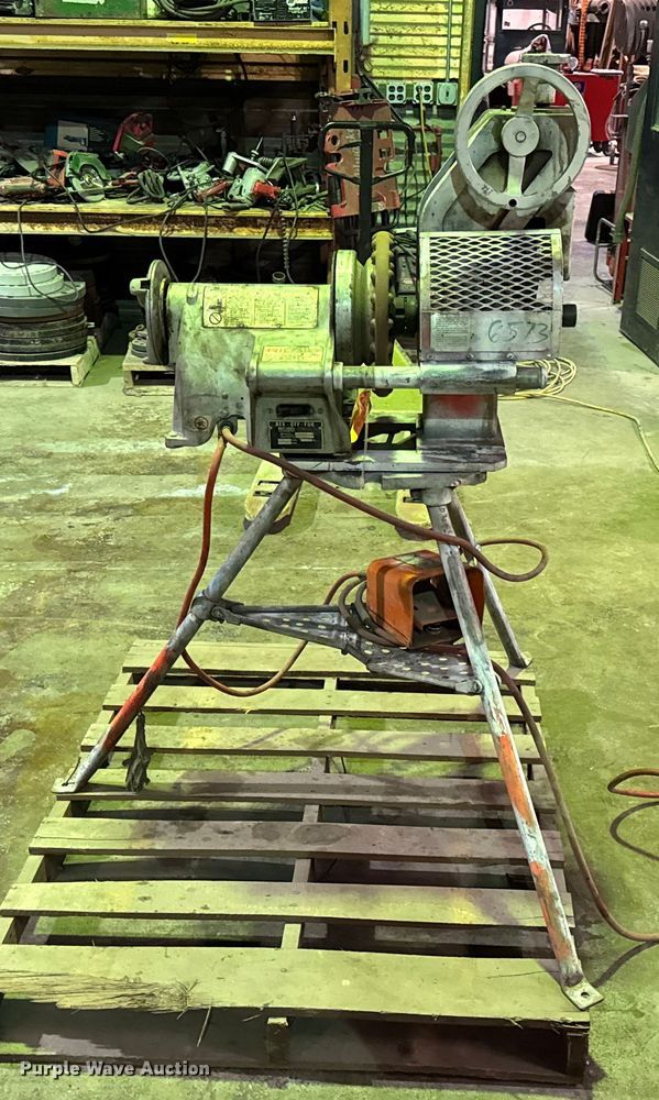 image for item EN0604 (2) roll groovers