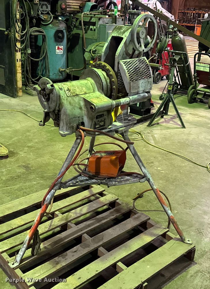 image for item EN0604 (2) roll groovers