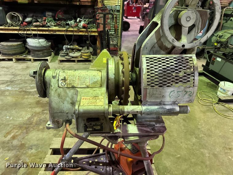 image for item EN0604 (2) roll groovers