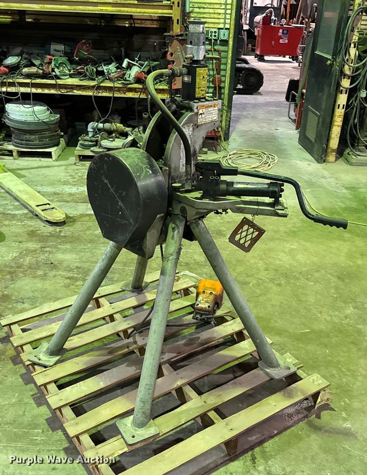 image for item EN0605 Victaulic VE-416-FSD roll groover