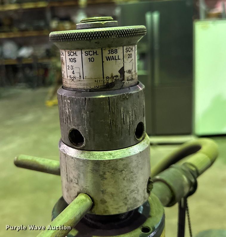 image for item EN0605 Victaulic VE-416-FSD roll groover