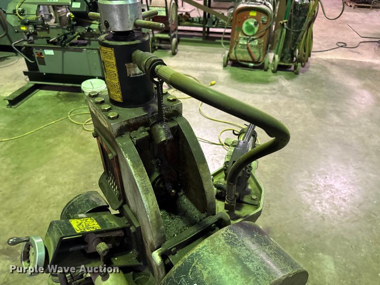 image for item EN0605 Victaulic VE-416-FSD roll groover