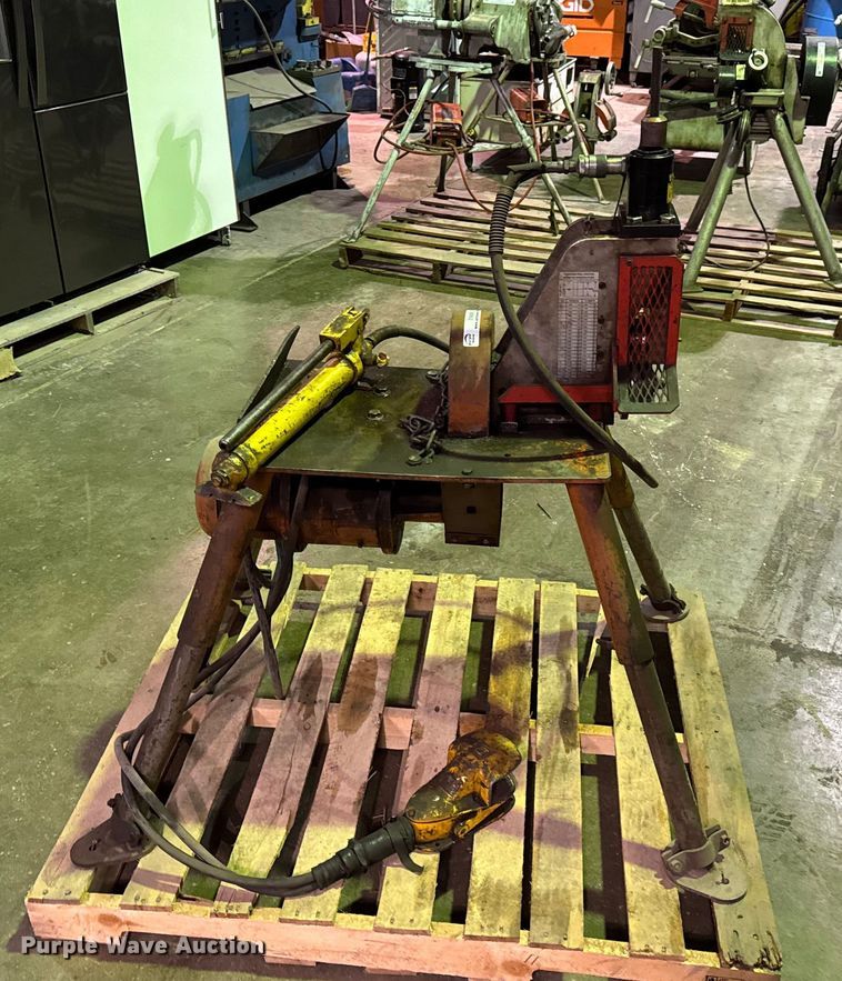 image for item EN0606 Victaulic Vic-Easy 250 FSD roll groover