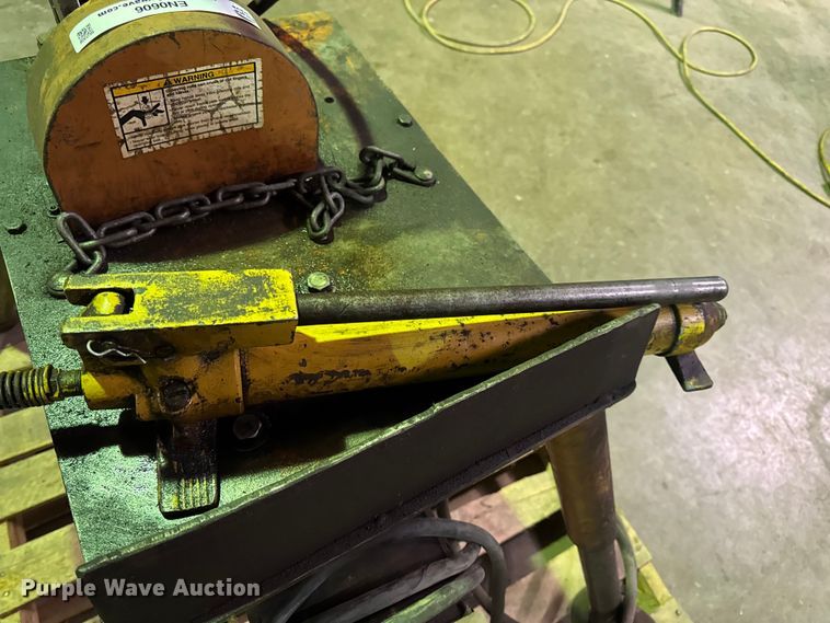 image for item EN0606 Victaulic Vic-Easy 250 FSD roll groover