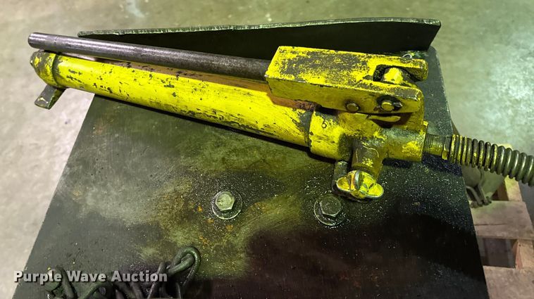 image for item EN0606 Victaulic Vic-Easy 250 FSD roll groover