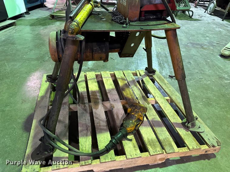 image for item EN0606 Victaulic Vic-Easy 250 FSD roll groover