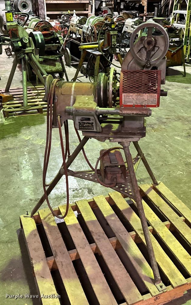 image for item EN0607 (2) roll groovers