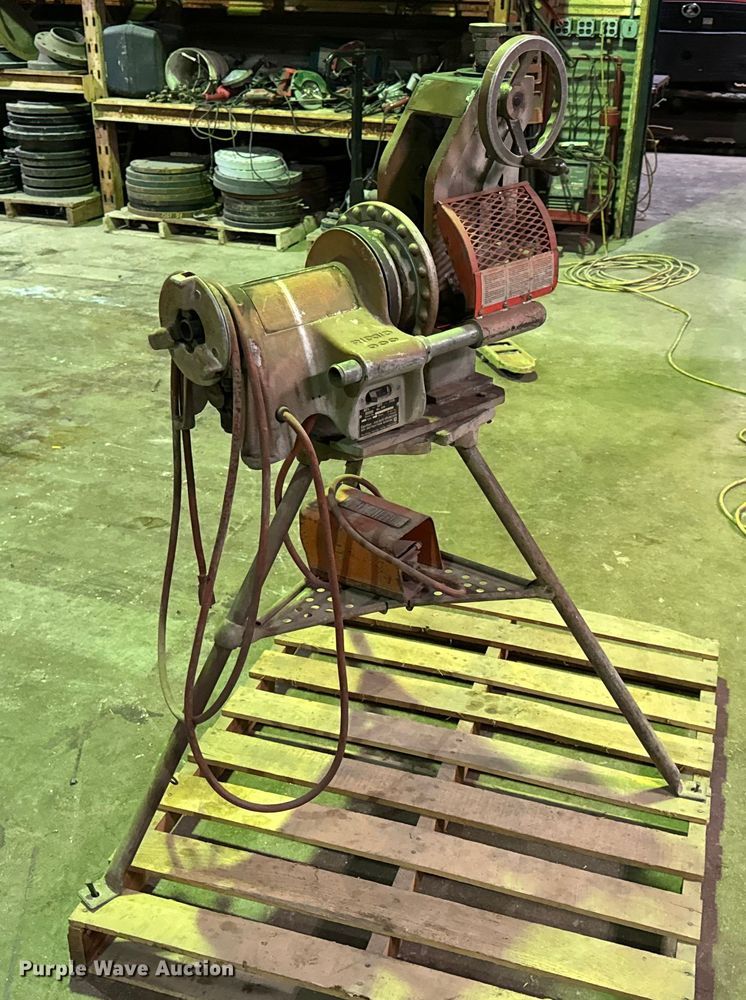 image for item EN0607 (2) roll groovers