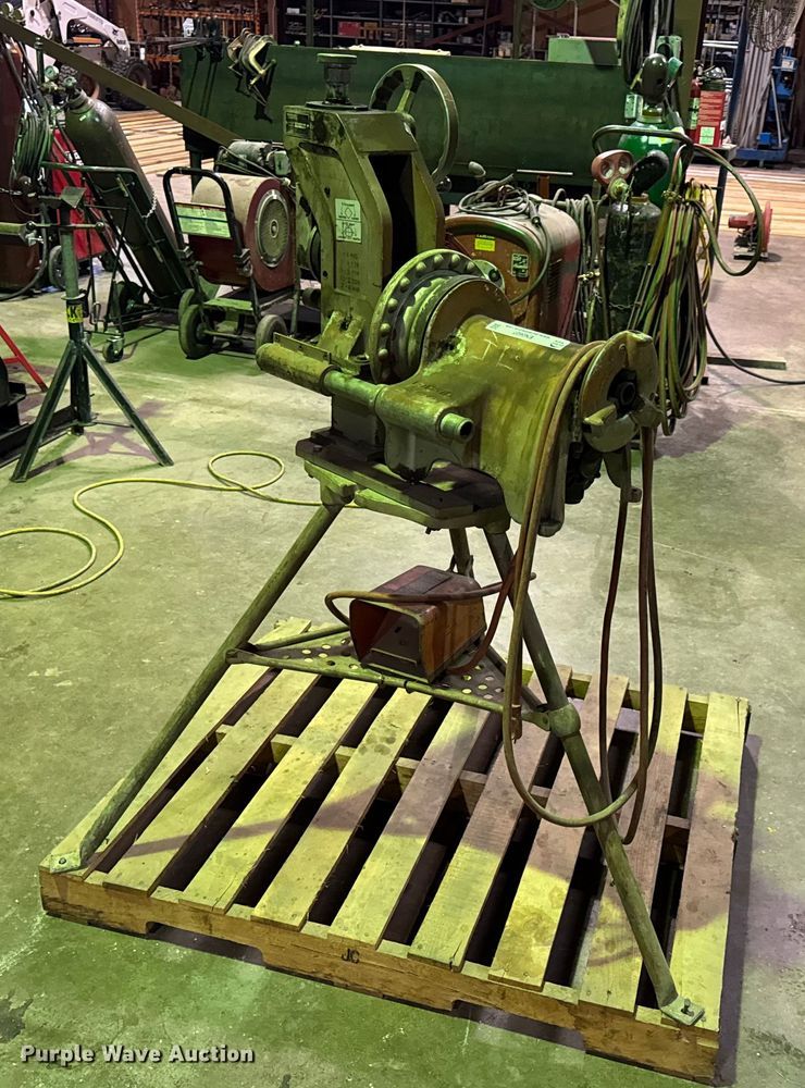 image for item EN0607 (2) roll groovers