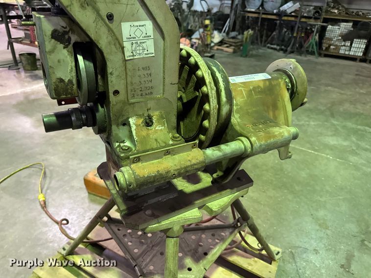 image for item EN0607 (2) roll groovers