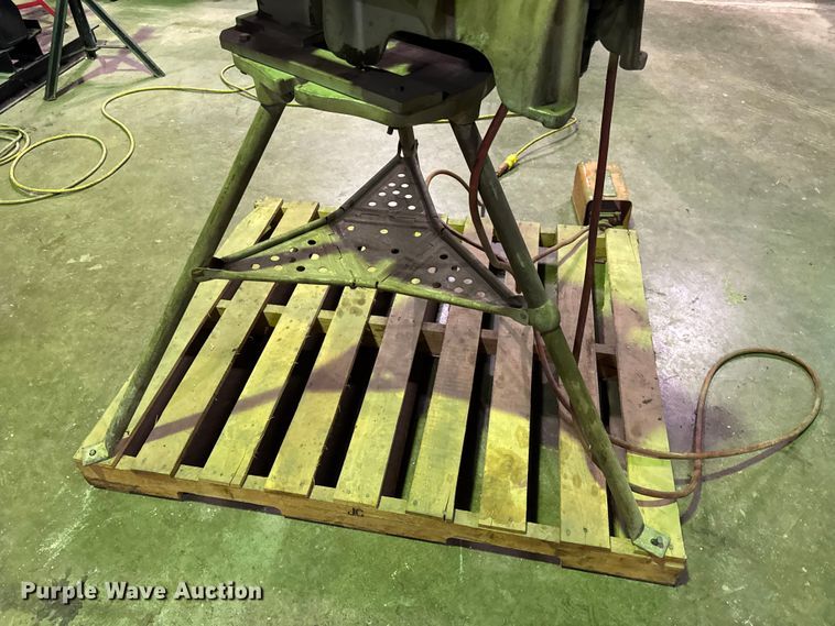 image for item EN0607 (2) roll groovers