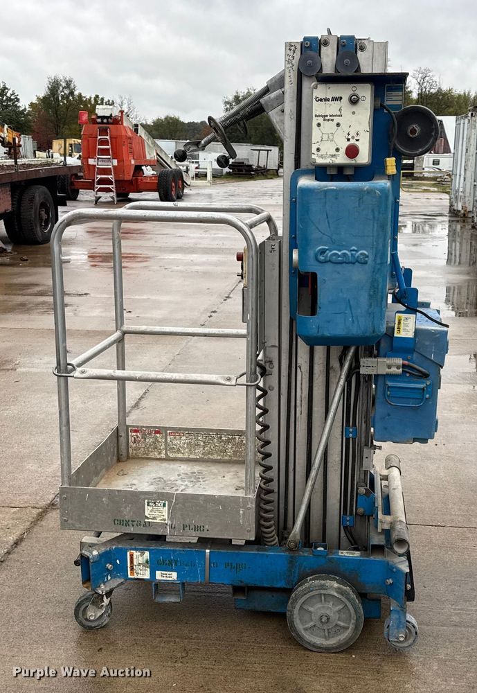 image for item EN0608 Genie AWP-24 vertical lift