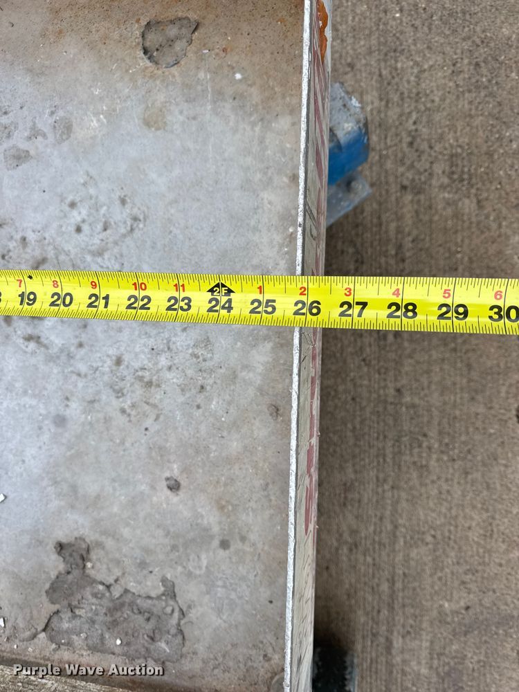 image for item EN0608 Genie AWP-24 vertical lift