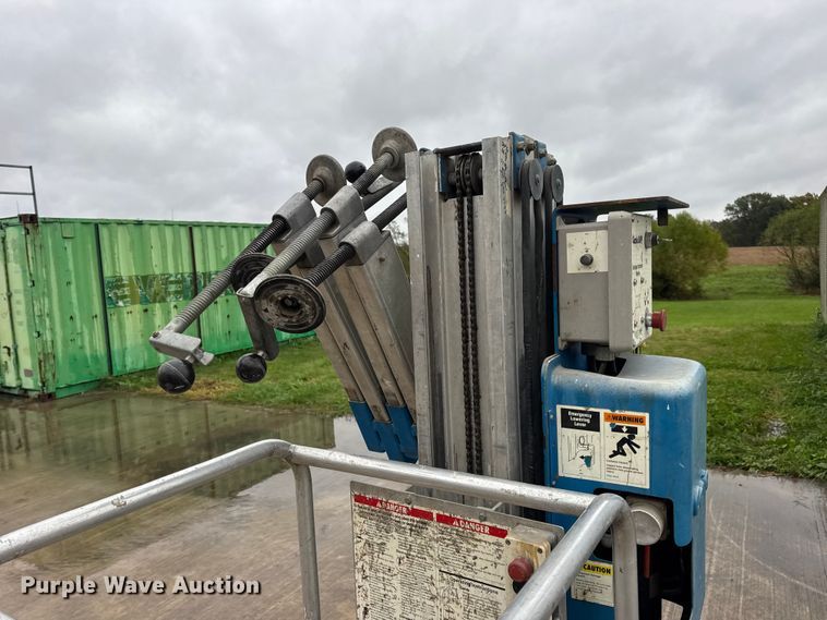 image for item EN0608 Genie AWP-24 vertical lift