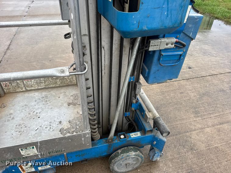image for item EN0608 Genie AWP-24 vertical lift