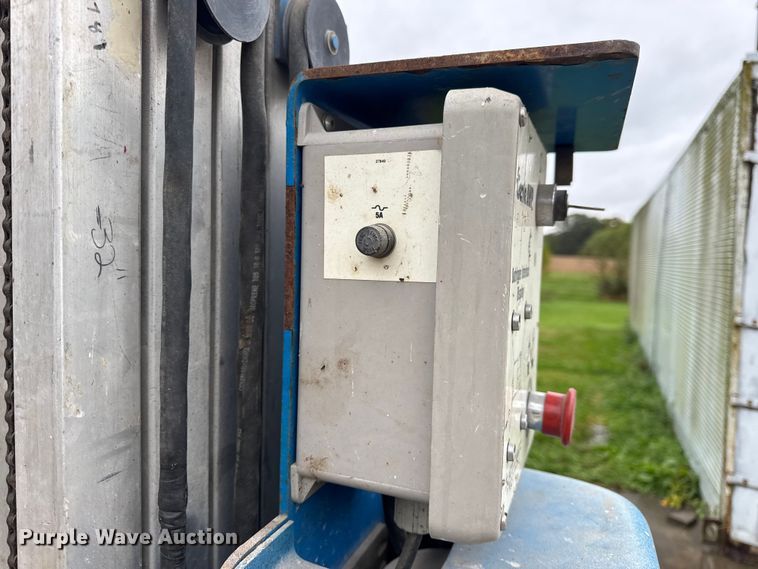 image for item EN0608 Genie AWP-24 vertical lift