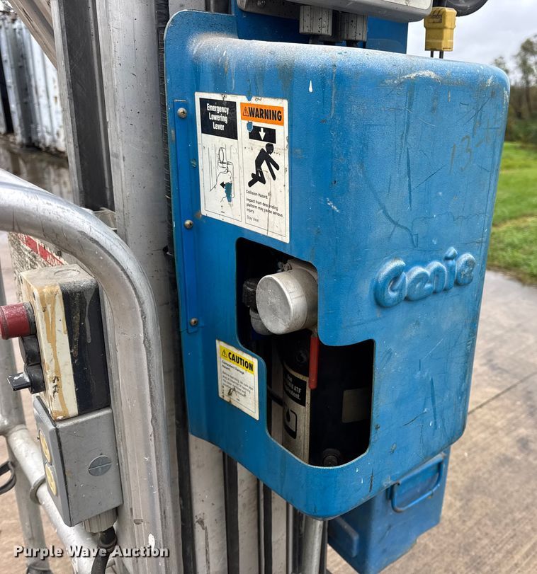 image for item EN0608 Genie AWP-24 vertical lift