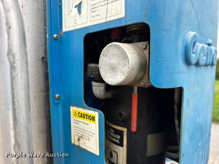 image for item EN0608 Genie AWP-24 vertical lift