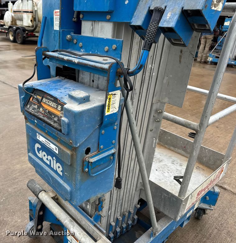 image for item EN0608 Genie AWP-24 vertical lift