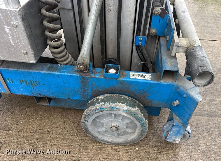 image for item EN0608 Genie AWP-24 vertical lift