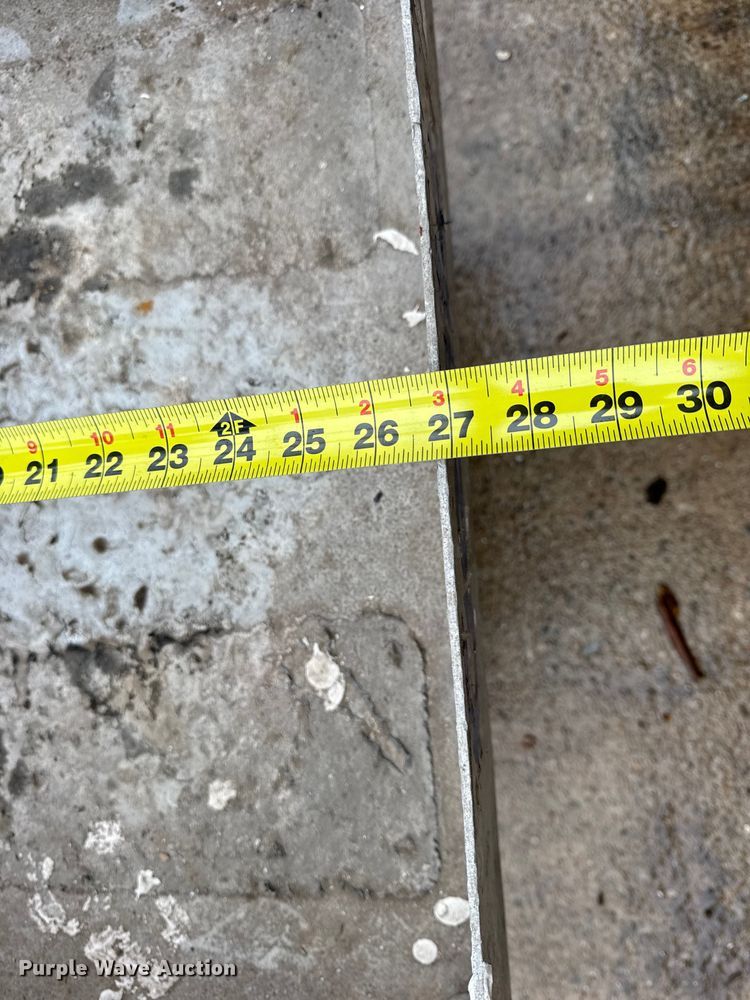 image for item EN0610 Genie AWP-30S vertical lift