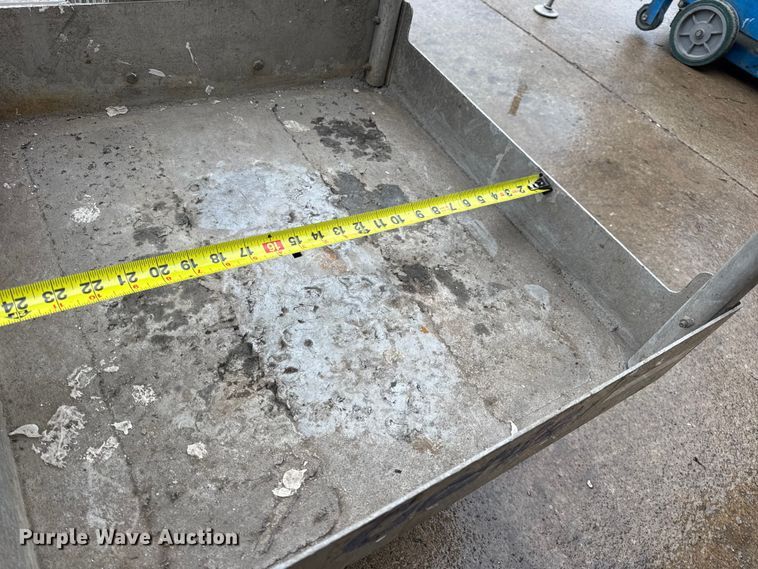 image for item EN0610 Genie AWP-30S vertical lift