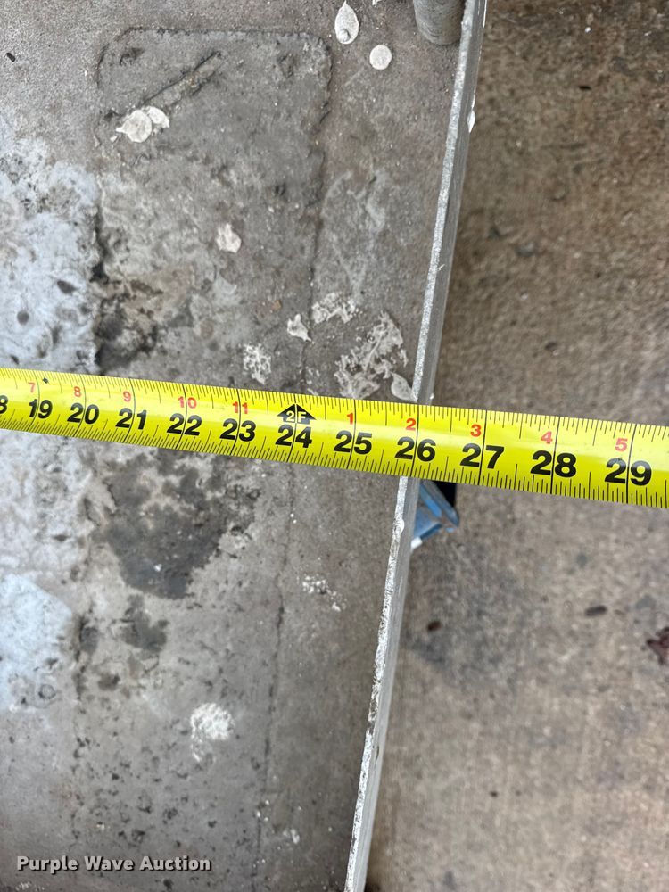 image for item EN0610 Genie AWP-30S vertical lift