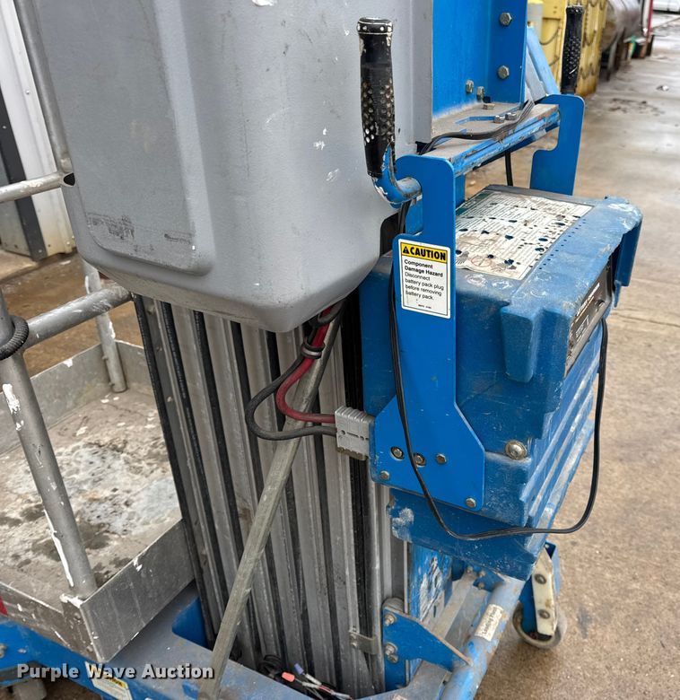 image for item EN0610 Genie AWP-30S vertical lift