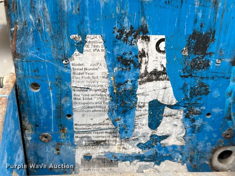 image for item EN0610 Genie AWP-30S vertical lift