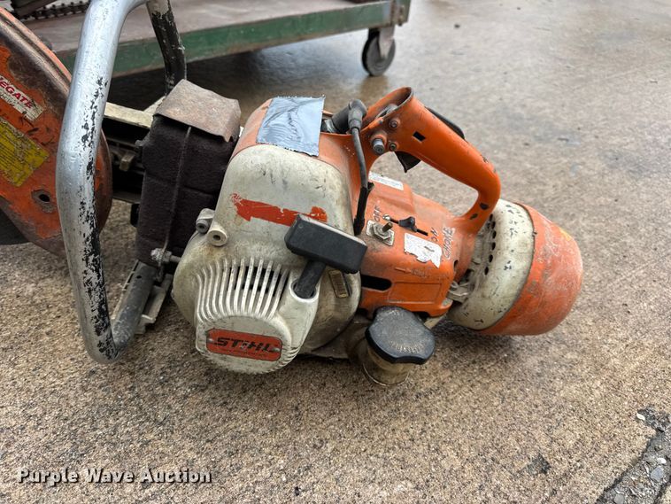 image for item EN0611 Assorted tools