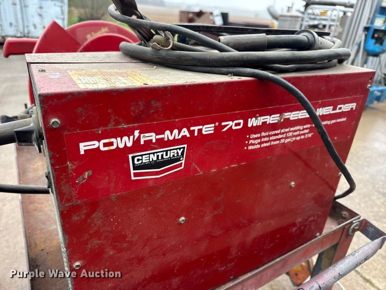 image for item EN0611 Assorted tools