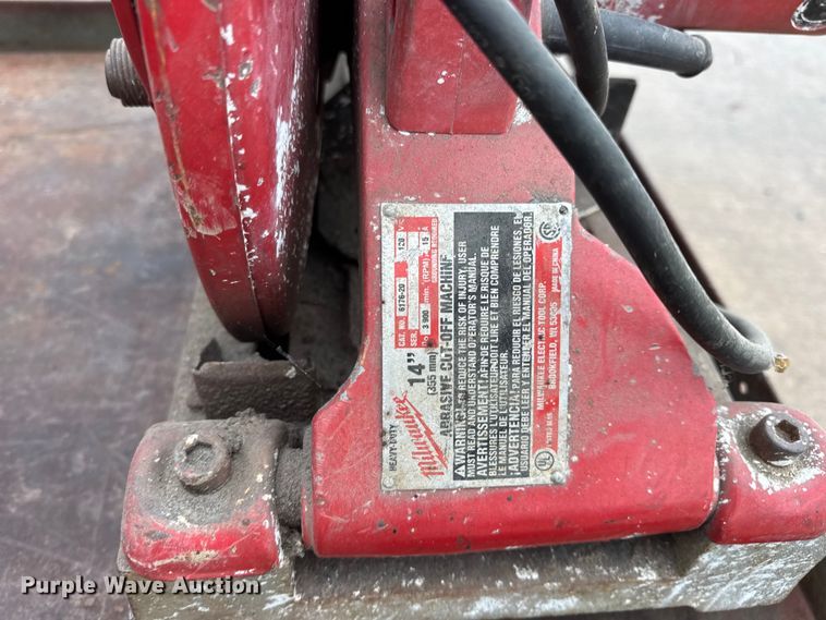 image for item EN0611 Assorted tools