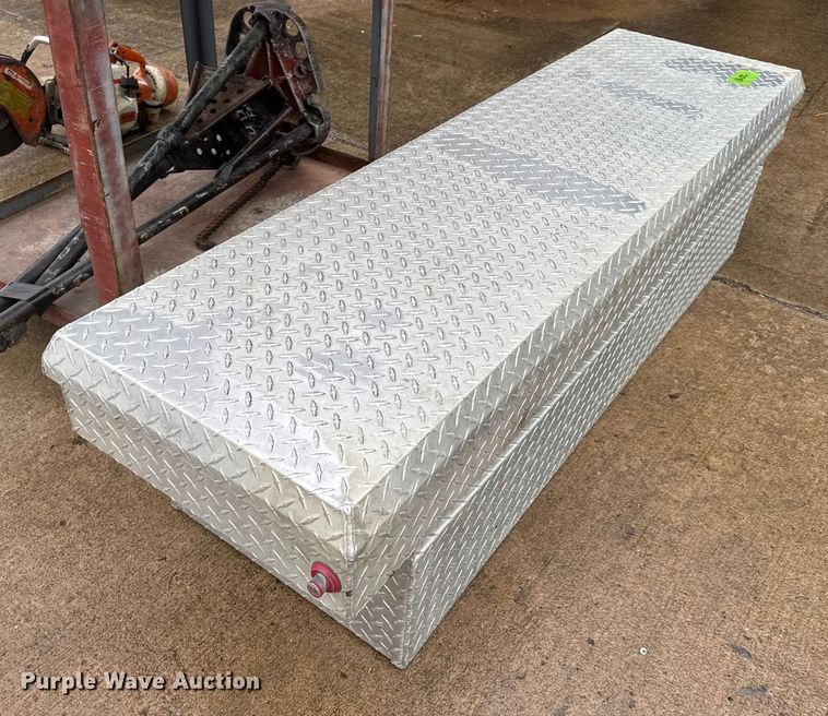 image for item EN0611 Assorted tools