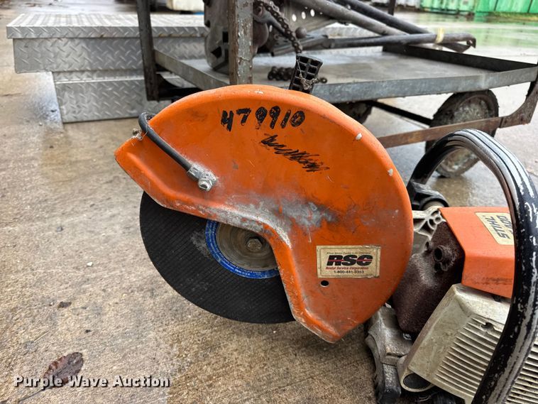 image for item EN0612 Assorted tools