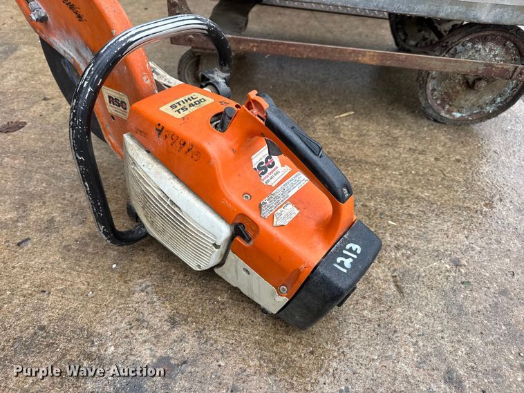 image for item EN0612 Assorted tools