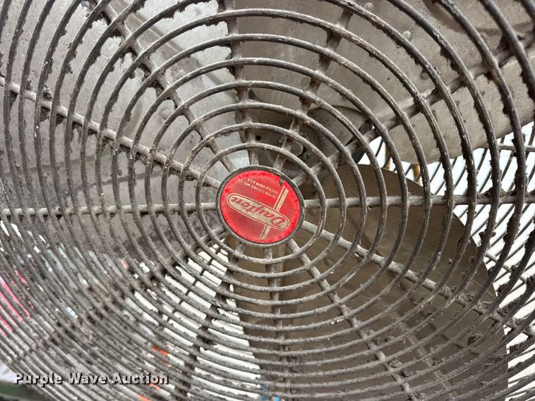 image for item EN0613 Assorted tools