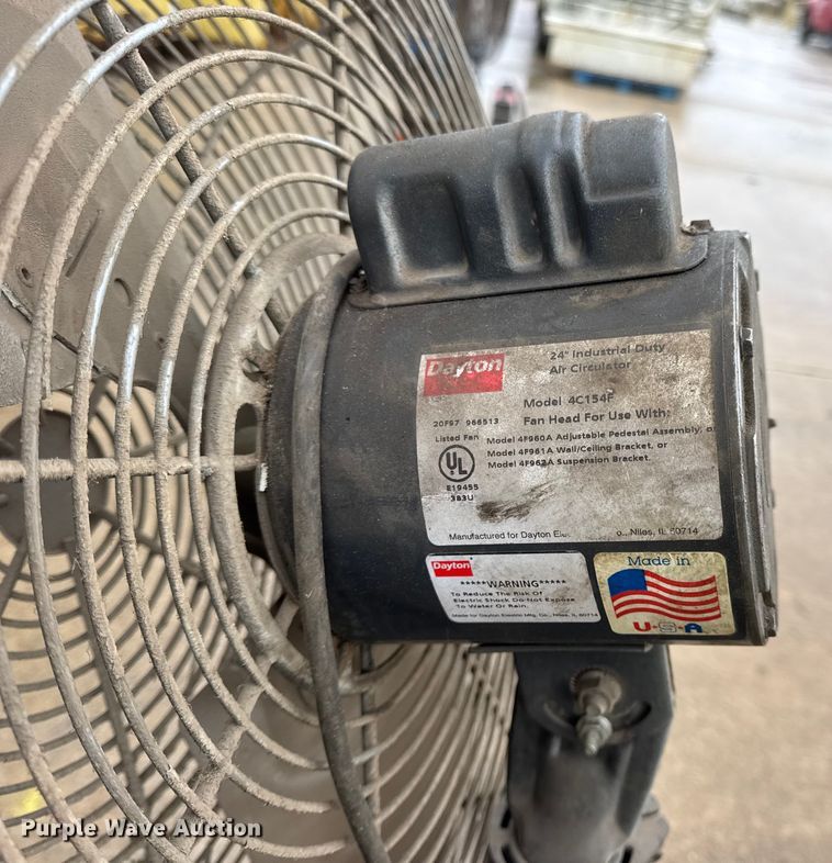 image for item EN0614 Assorted tools