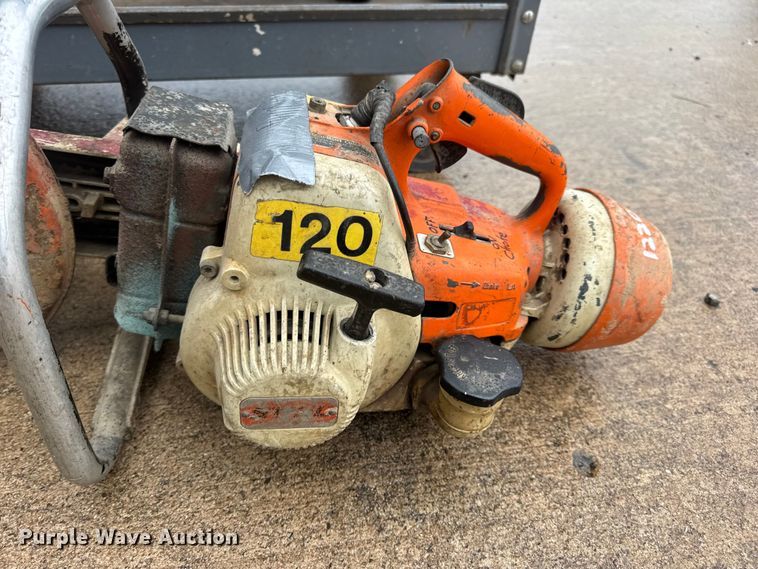 image for item EN0614 Assorted tools