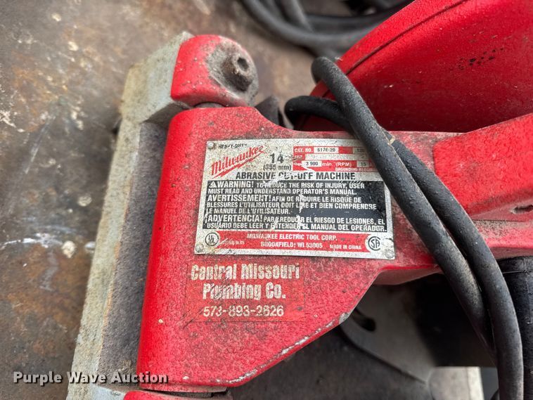 image for item EN0614 Assorted tools