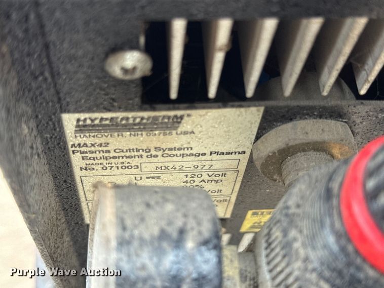 image for item EN0614 Assorted tools