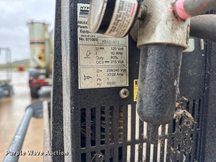 image for item EN0614 Assorted tools