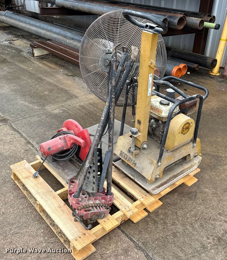 image for item EN0616 Assorted tools