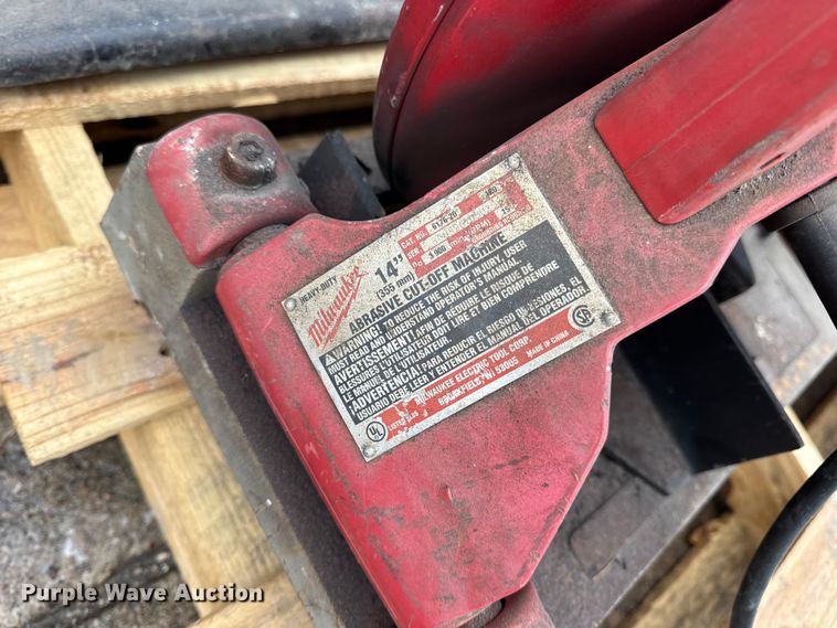 image for item EN0616 Assorted tools