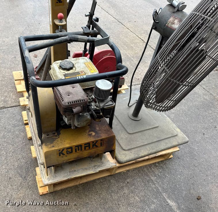 image for item EN0616 Assorted tools