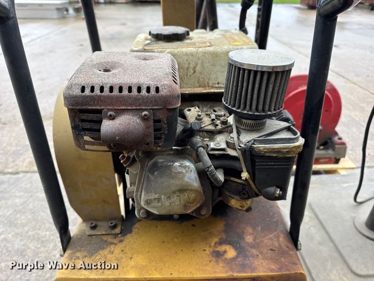 image for item EN0616 Assorted tools