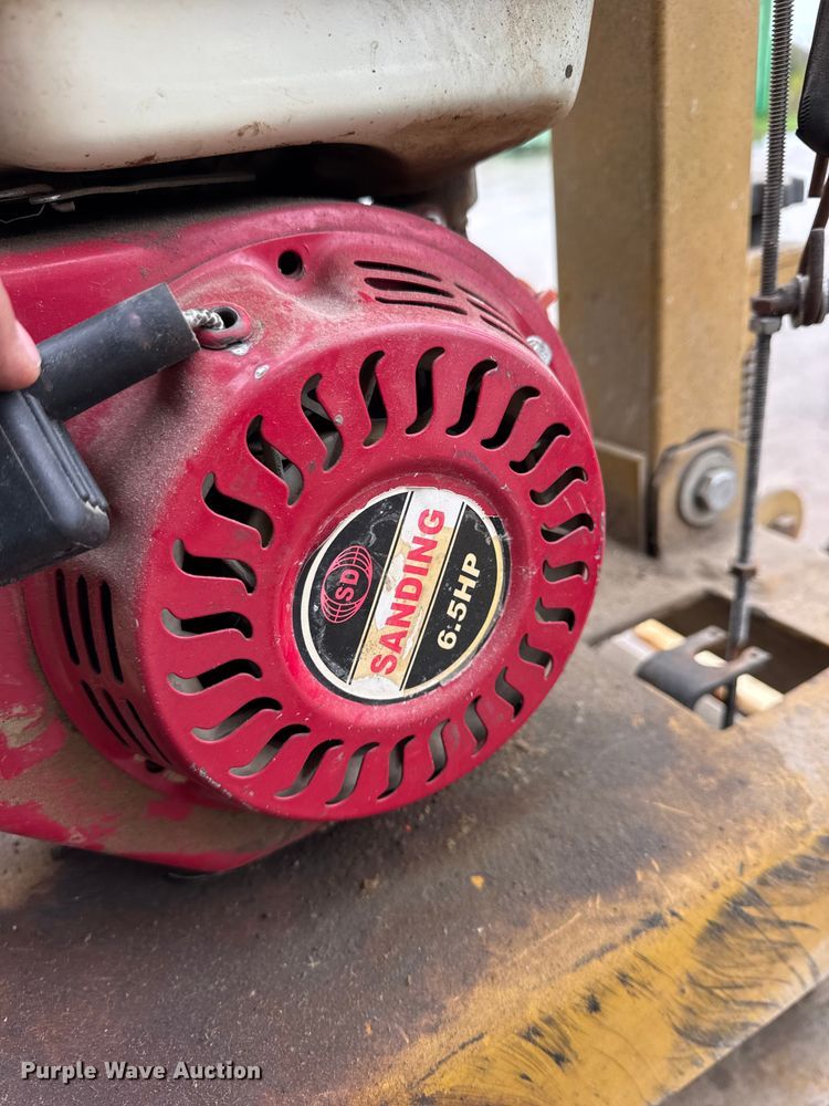 image for item EN0616 Assorted tools